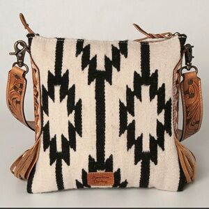 Brand new Western Saddle crossbody made by American Darling.